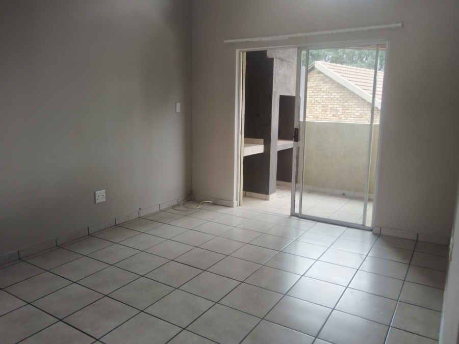 2 Bedroom Property for Sale in Waterval East North West